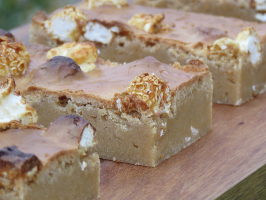 Buttered Popcorn Blondies