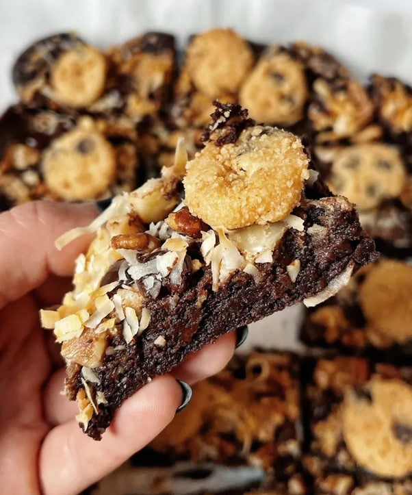 Manjot's Baking Customised Brownie and Blondie Builder