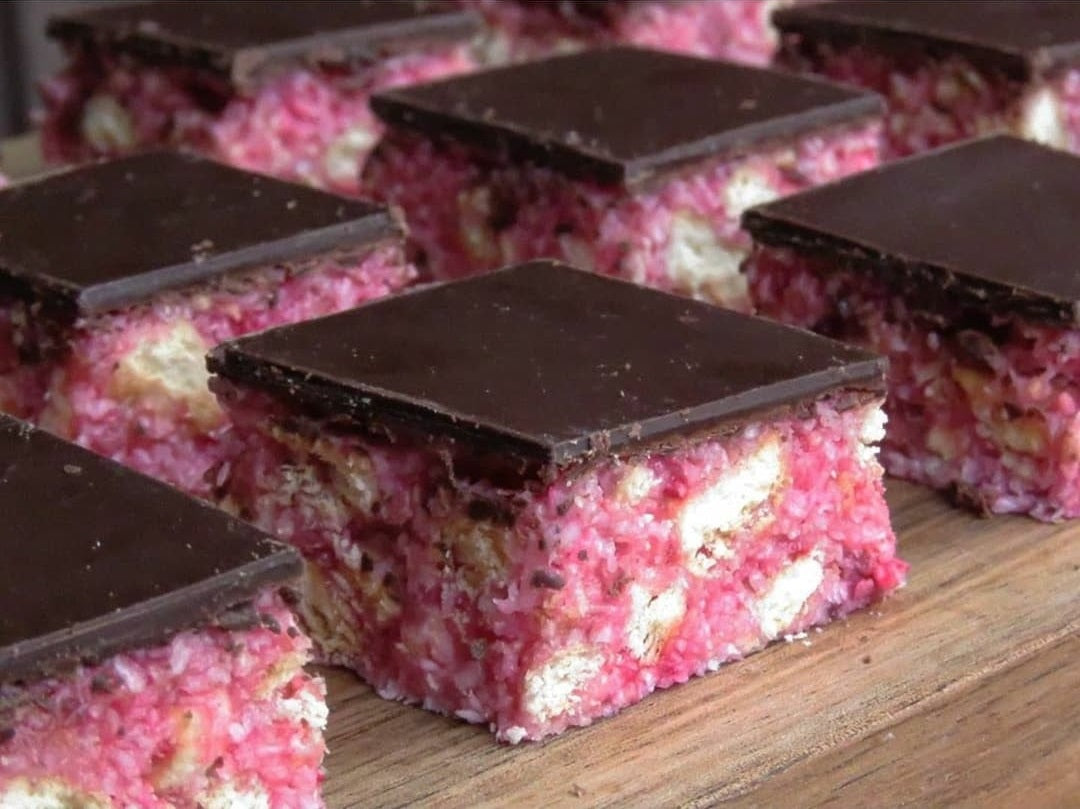 CHERRY RIPE CHOCOLATE SLICE