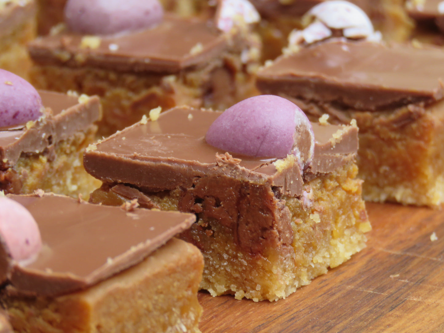 Limited Edition Easter Special Creme Egg Caramel Slice