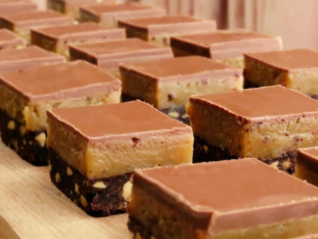 PEANUT BUTTER CARAMEL SLICE