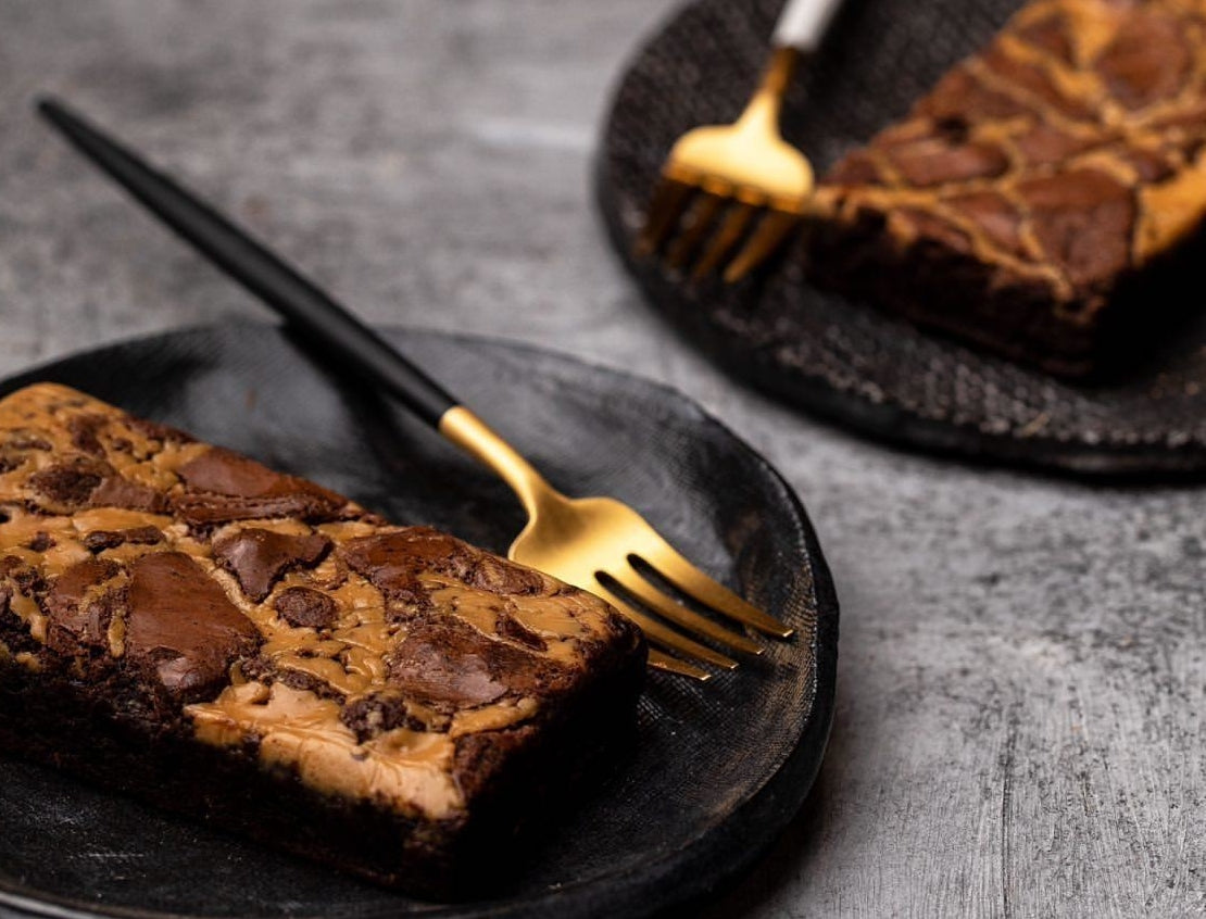 FUDGY PEANUT BUTTER CHOCOLATE BROWNIES