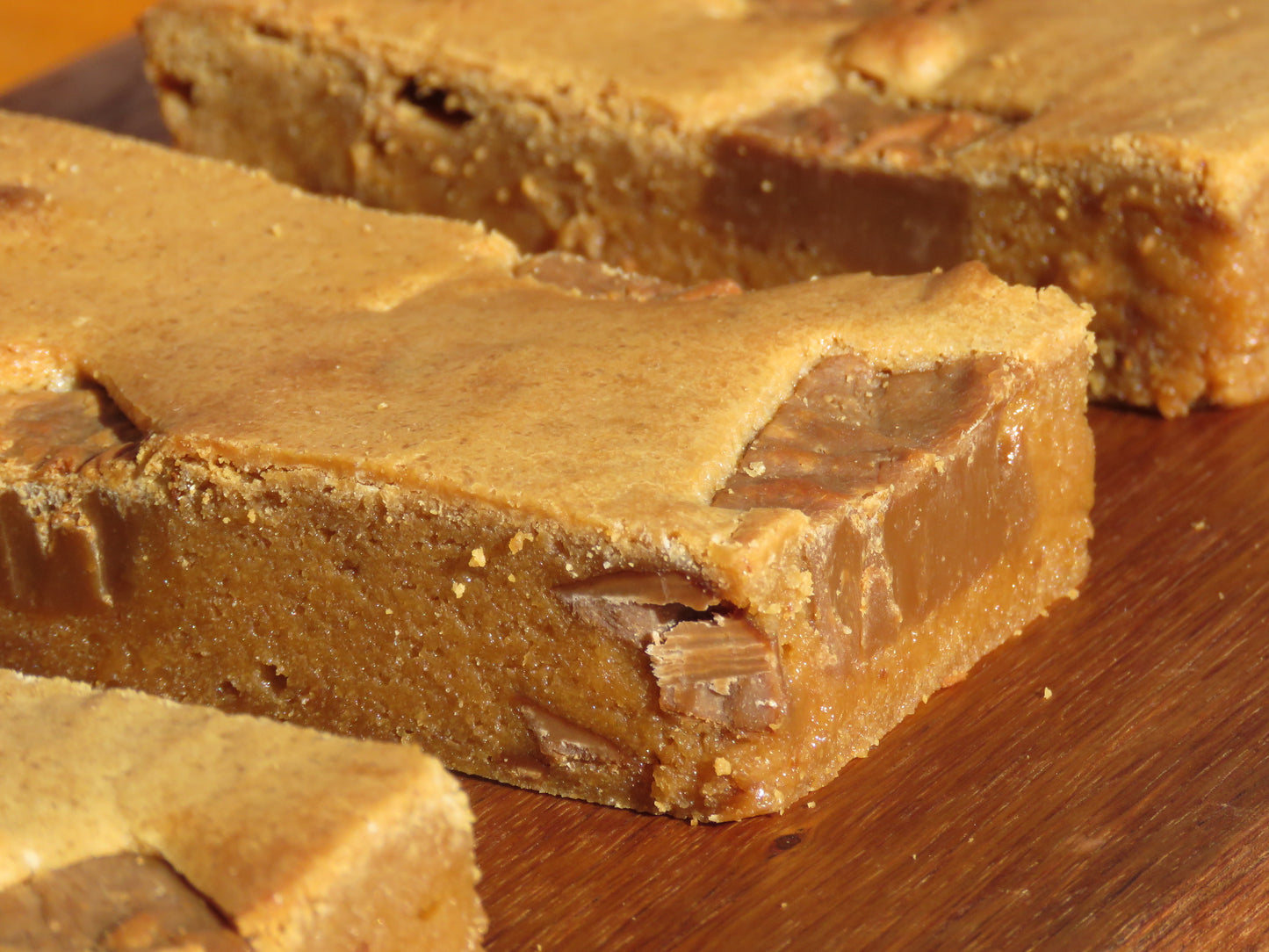 Messina Robert Blondie Junior Caramelised White Chocolate Fudge Blondies